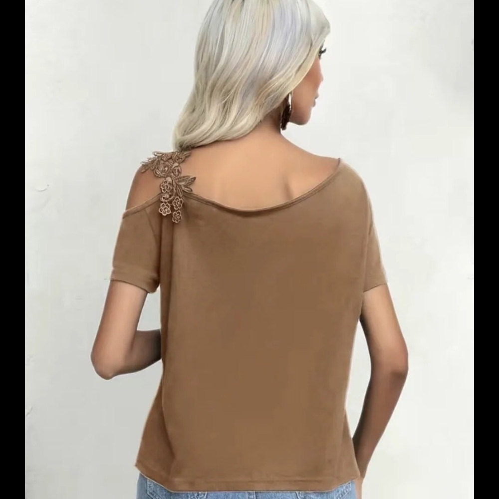 HUGE BUNDLE SALE! SEXY VIBES GUIPURE LACE STRAP ASYMMETRICAL NECK TOP XL NWT - Picture 3 of 9